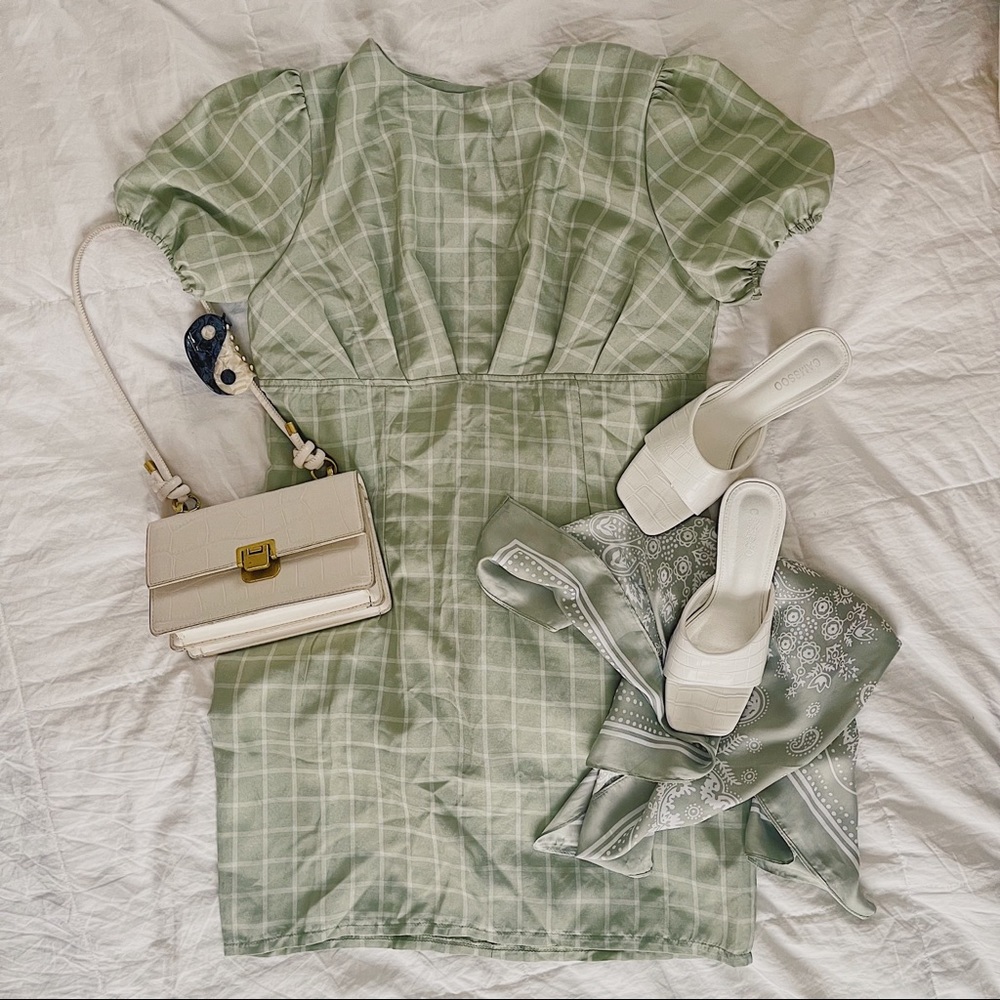 PrettyLittleThing Sage Green Check Bodycon Dress